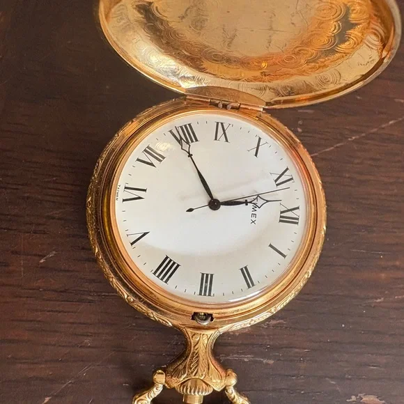 Vintage Timex Gold tone Pocket Watch - Picture 5 of 17